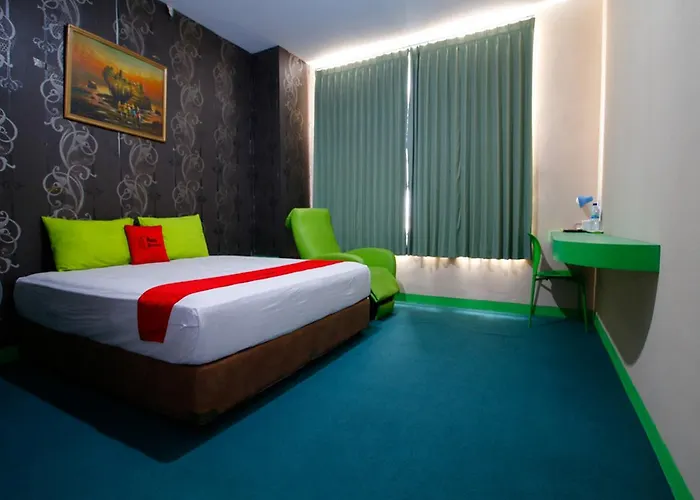 Reddoorz Plus Near Pelabuhan Makassar